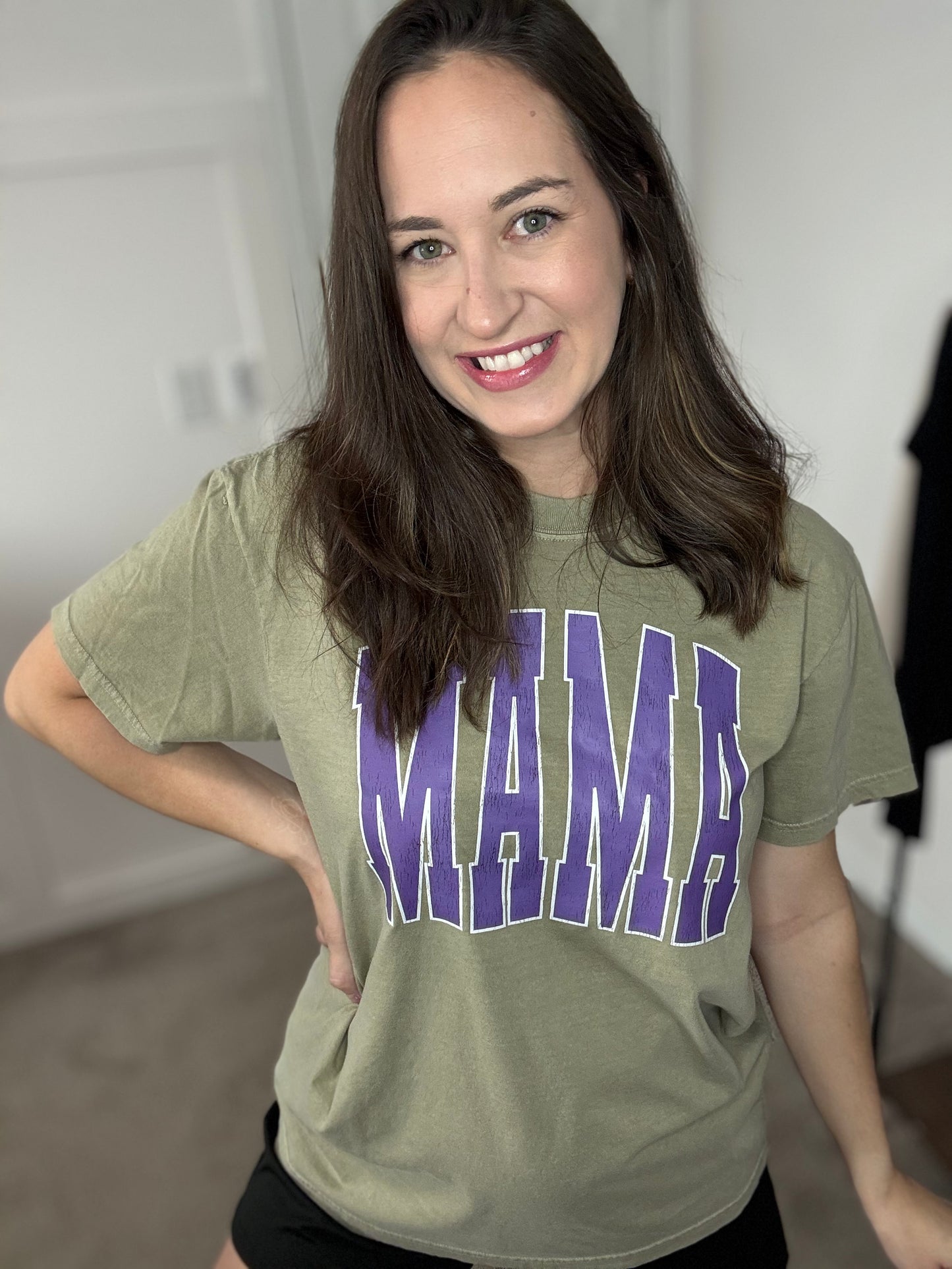 M A M A Tee